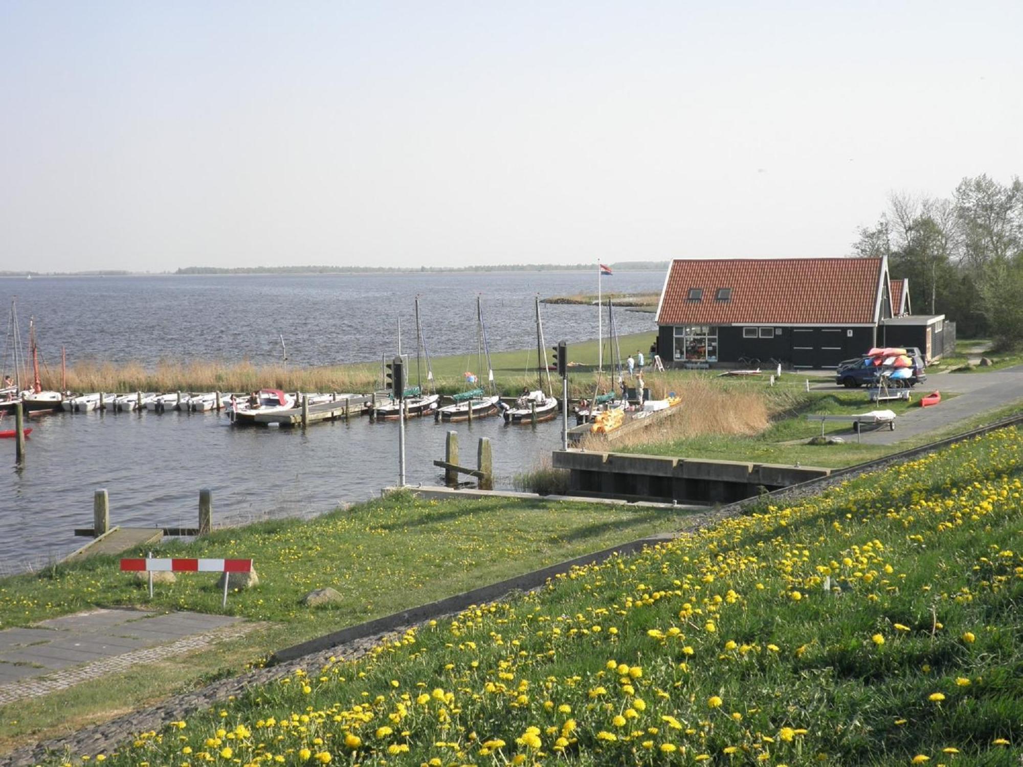 Leonie 6 Pers Holiday Home With A Large Garden Close To The Lauwersmeer Anjum Экстерьер фото